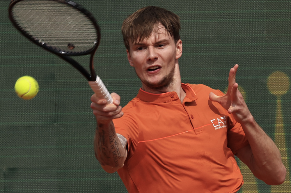 蒙特卡洛大师赛绝杀法网，兹维列夫刷新纪录