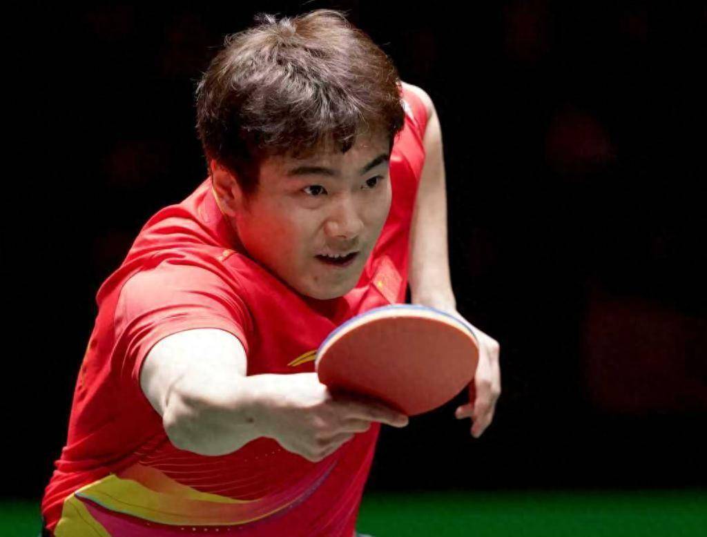 中国队翻盘英格兰队，梁靖崑刷新纪录