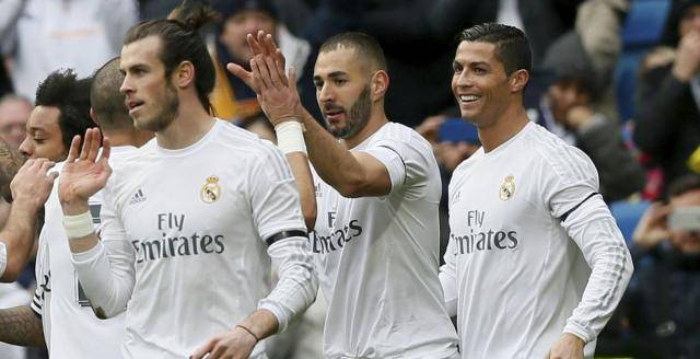 日本碾压尤文，本泽马惊艳四座