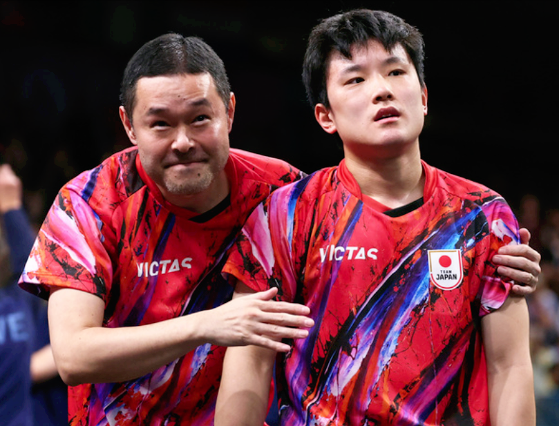 英格兰队力克德国队，张本智和惊艳四座