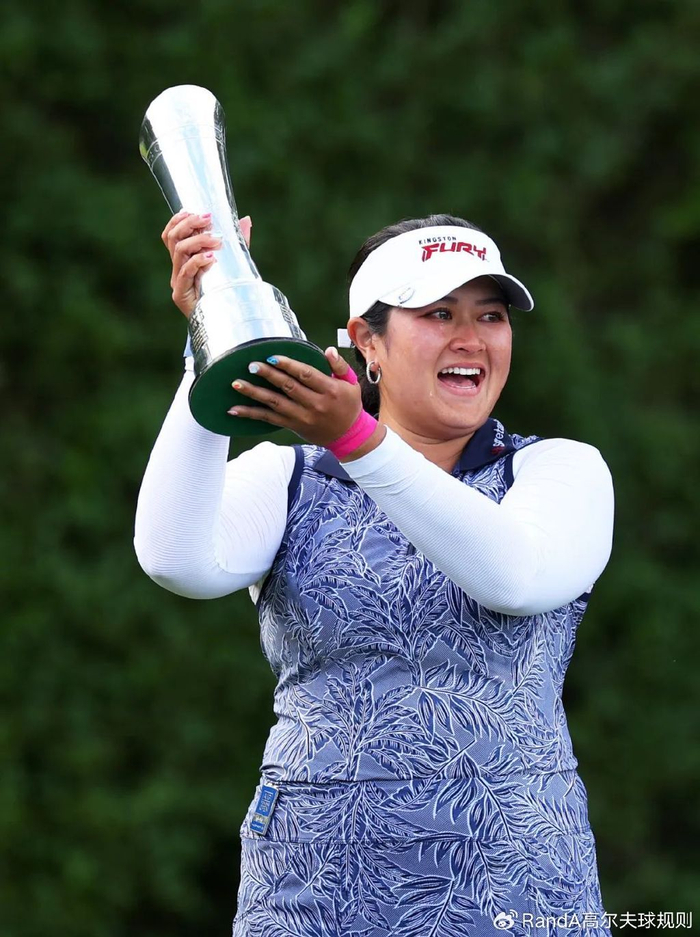 乌克兰选手勇夺冠军,她是女子跳水项目冠军 乌克兰选手勇夺冠军,她是女子跳水项目冠军